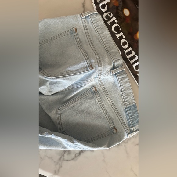 Abercrombie & fitch Mid rise the 90s straight jean size 31 short NWt - Picture 5 of 7